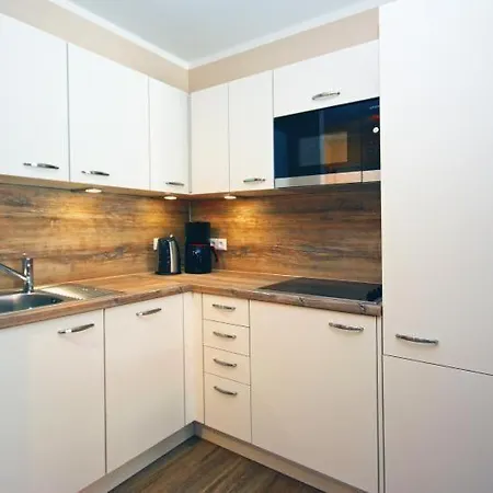 Apartament Yachthafenresidenz-wohnung-6204-831